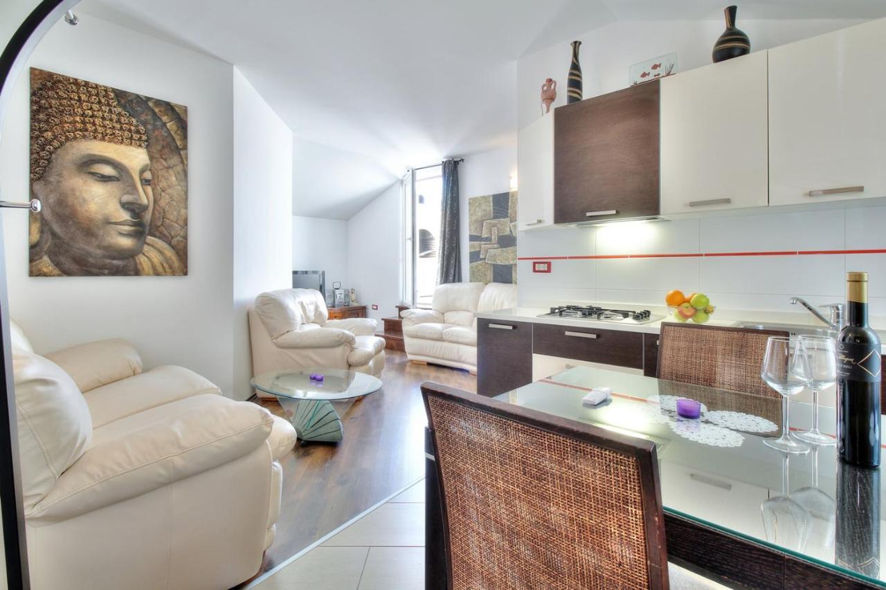 Apartments Suzy Umag Bagian luar foto